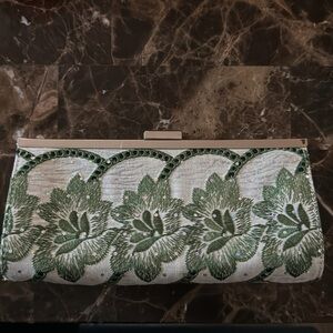 Steve Madden green and light brown embroidered evening clutch
